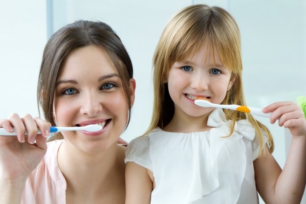 Higiene bucodental en los más pequeños. ¿Cómo crear buenos hábitos desde la infancia?